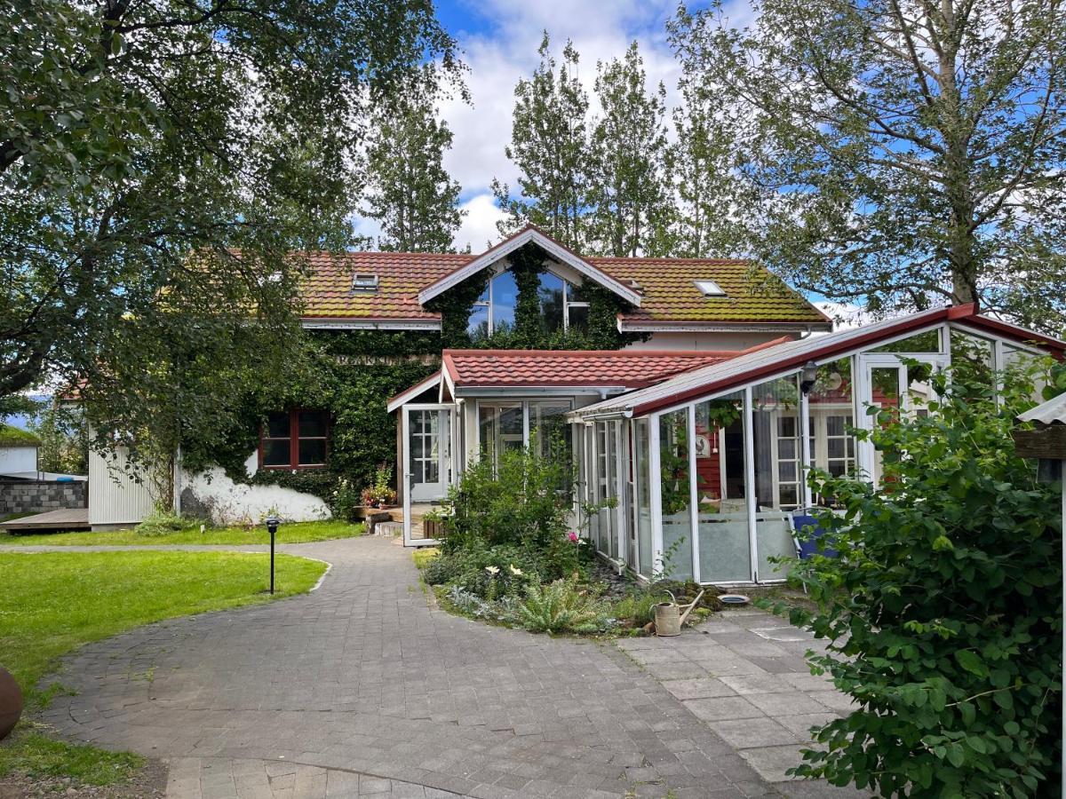 Arbakki Farmhouse Lodge Reykholt  Exterior foto