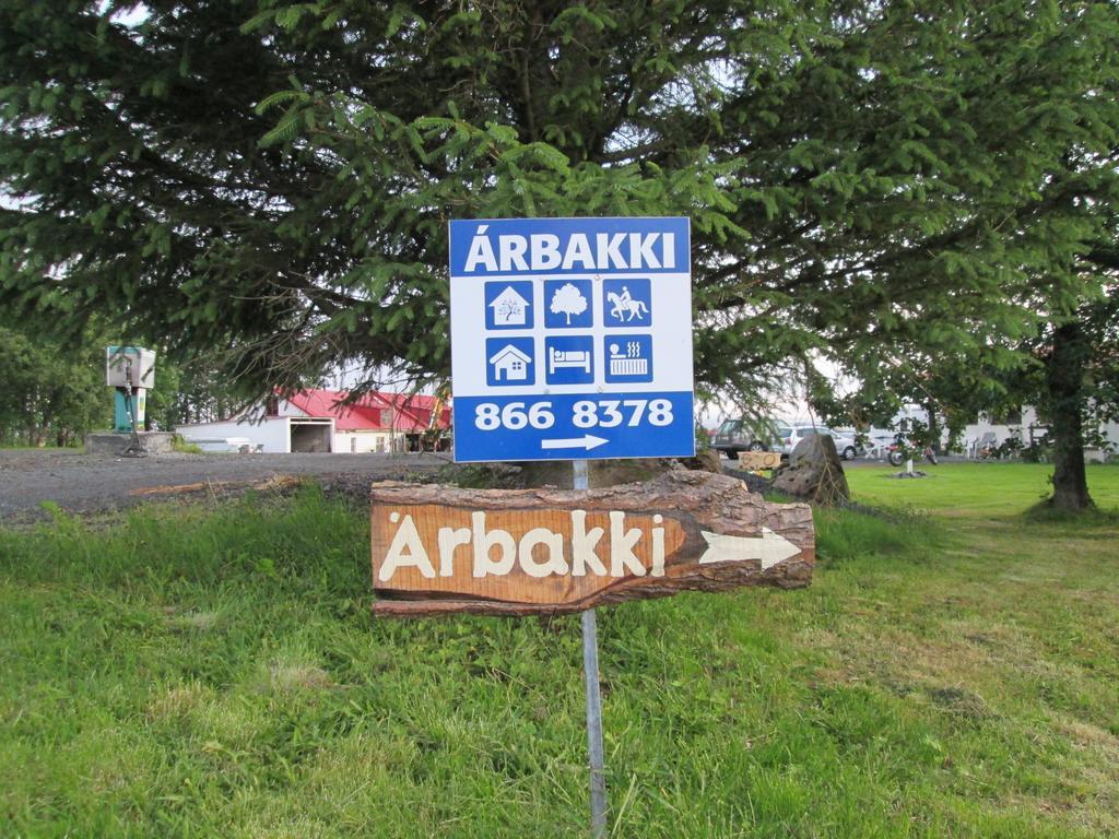 Arbakki Farmhouse Lodge Reykholt  Zimmer foto